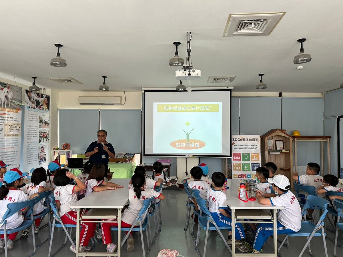 從校園到園區-小學校長化身動保志工,用行動教會孩子尊重生命  結合教育專業與動保熱忱 從校園到園區-小學校長化身動保志工,用行動教會孩子尊重生命  結合教育專業與動保熱忱