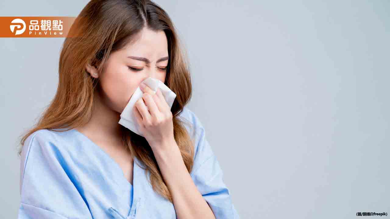 一直鼻塞擤出血絲！50歲男無視「3症狀」醫一驗：鼻咽癌