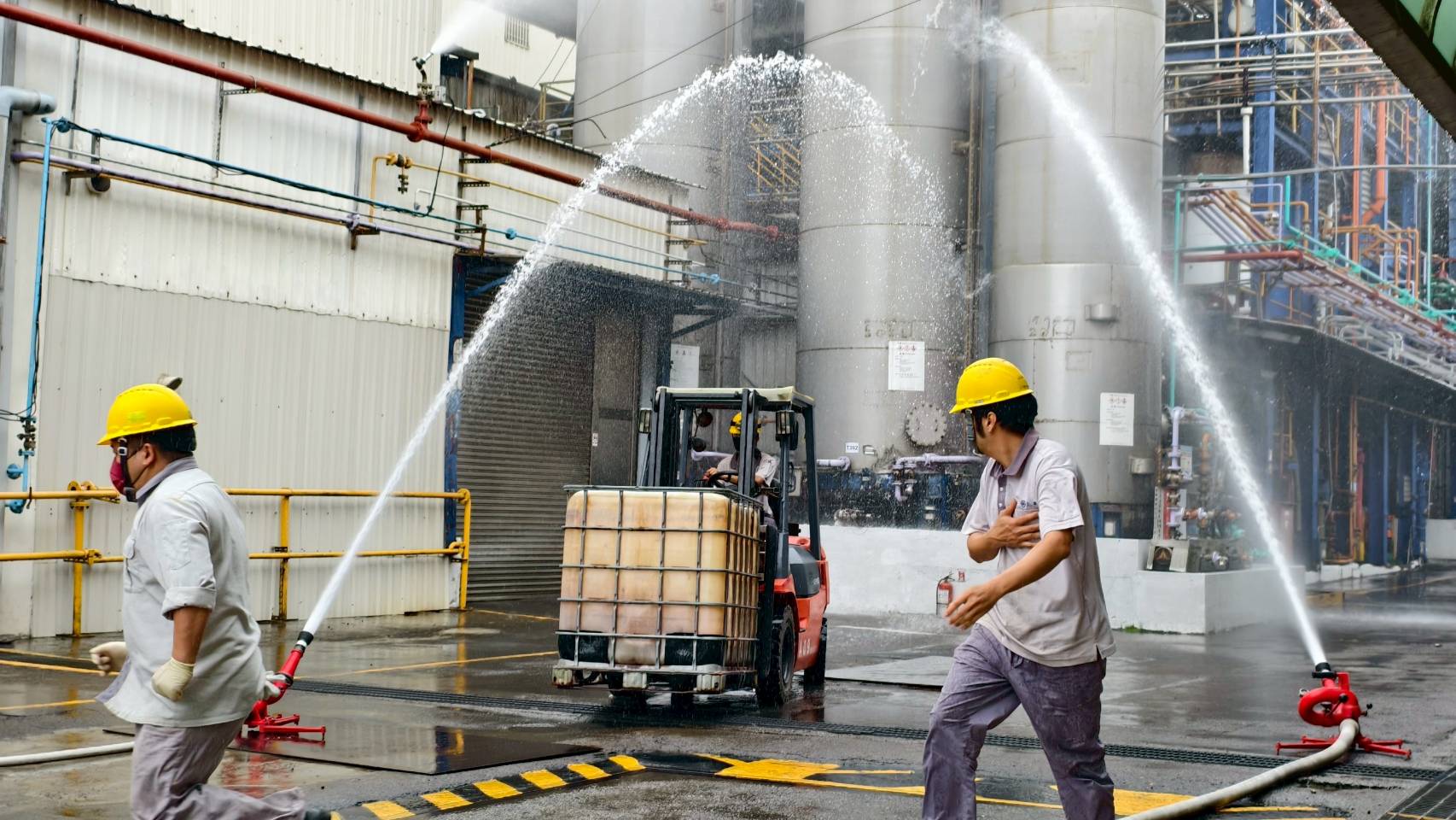 桃消平鎮分隊攜手企業防災 強化火警應變SOP 桃消平鎮分隊攜手企業防災 強化火警應變SOP