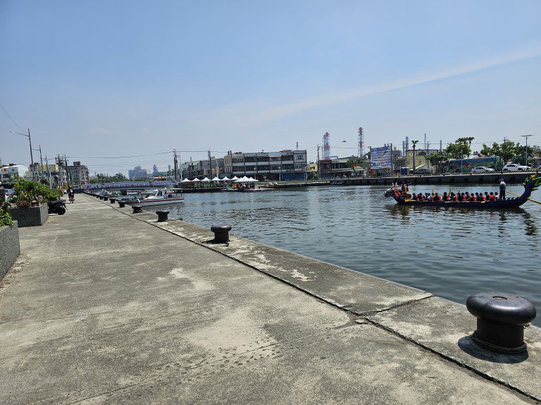 中芸漁港環境整頓 喜迎漁港龍舟競賽 中芸漁港環境整頓 喜迎漁港龍舟競賽