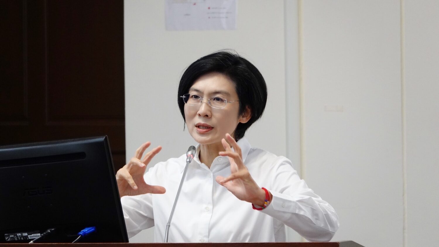 林岱樺關心農民退休儲金條例修正，陳駿季部長允諾將補助獎勵措施鏈結農退儲金