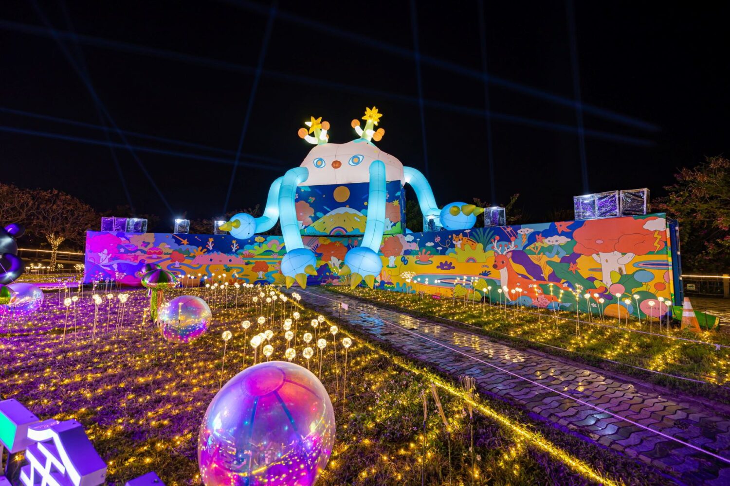 南投燈會流光藝彩燈區奪義大利白金獎 移展巧咖節 南投燈會流光藝彩燈區奪義大利白金獎 移展巧咖節