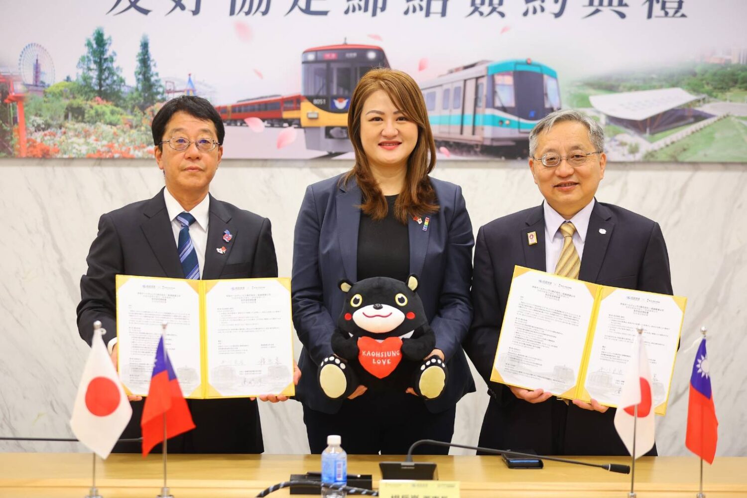 觀光局長見證高捷京阪簽署「友好協定」深化觀光及技術交流 觀光局長見證高捷京阪簽署「友好協定」深化觀光及技術交流