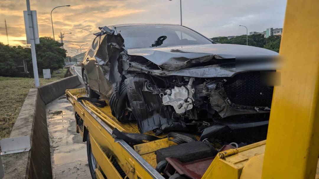 扯!酒駕開輔助駕駛上國道 他猛撞楊梅休息站分隔島 扯!酒駕開輔助駕駛上國道 他猛撞楊梅休息站分隔島