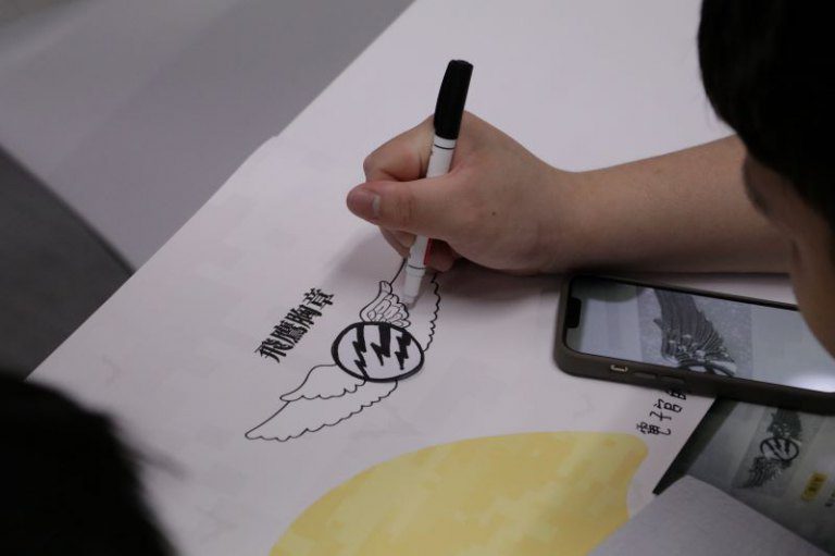 黑蝙蝠中隊文物陳列館攜手南華國中推「藝起來尋美」體驗活動 代理市長邱臣遠:持續深耕竹市地方文史 黑蝙蝠中隊文物陳列館攜手南華國中推「藝起來尋美」體驗活動 代理市長邱臣遠:持續深耕竹市地方文史