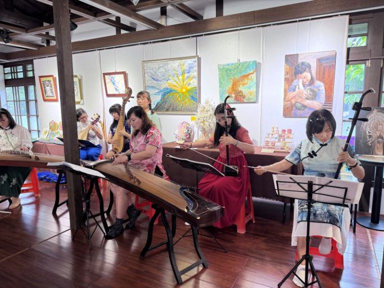 張珮玲何幸玉師生「不滅的流轉」流動藝術展 張珮玲何幸玉師生「不滅的流轉」流動藝術展