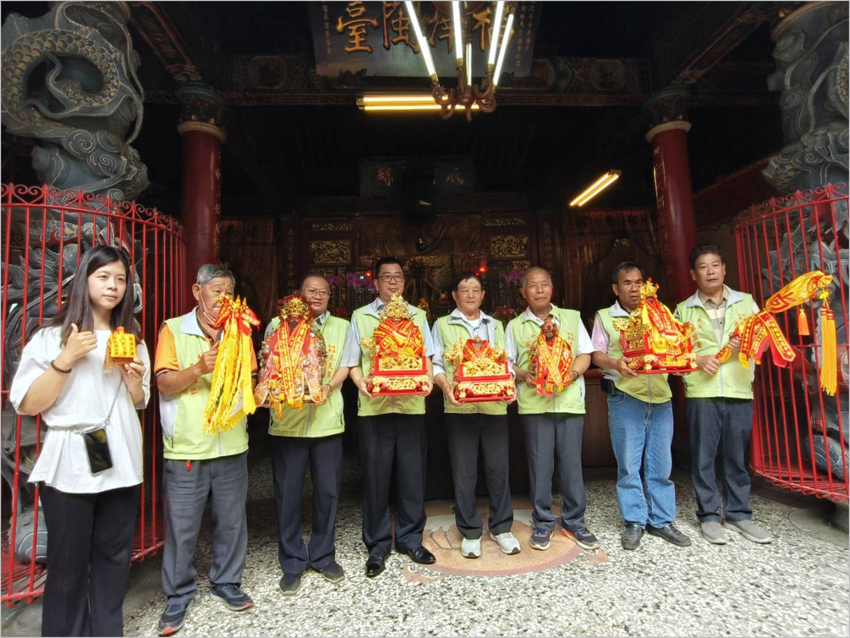 王船到台百年世紀傳承蕭太傅降旨遶境 北港巡天宮神尊也搶合影 王船到台百年世紀傳承蕭太傅降旨遶境 北港巡天宮神尊也搶合影