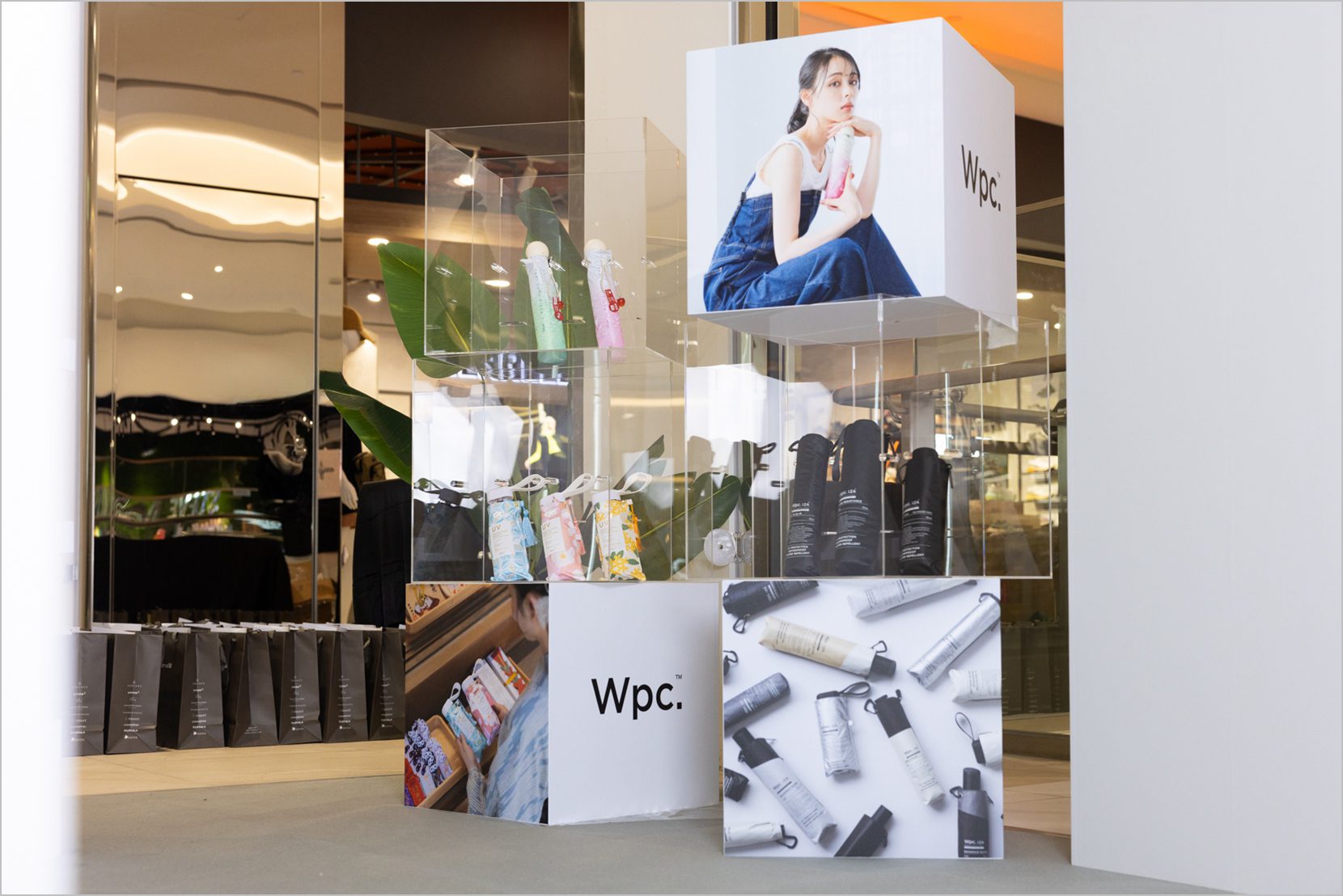 日本人氣傘品Wpc.快閃登台！LaLaport南港「傘．就是時尚」打卡新熱點