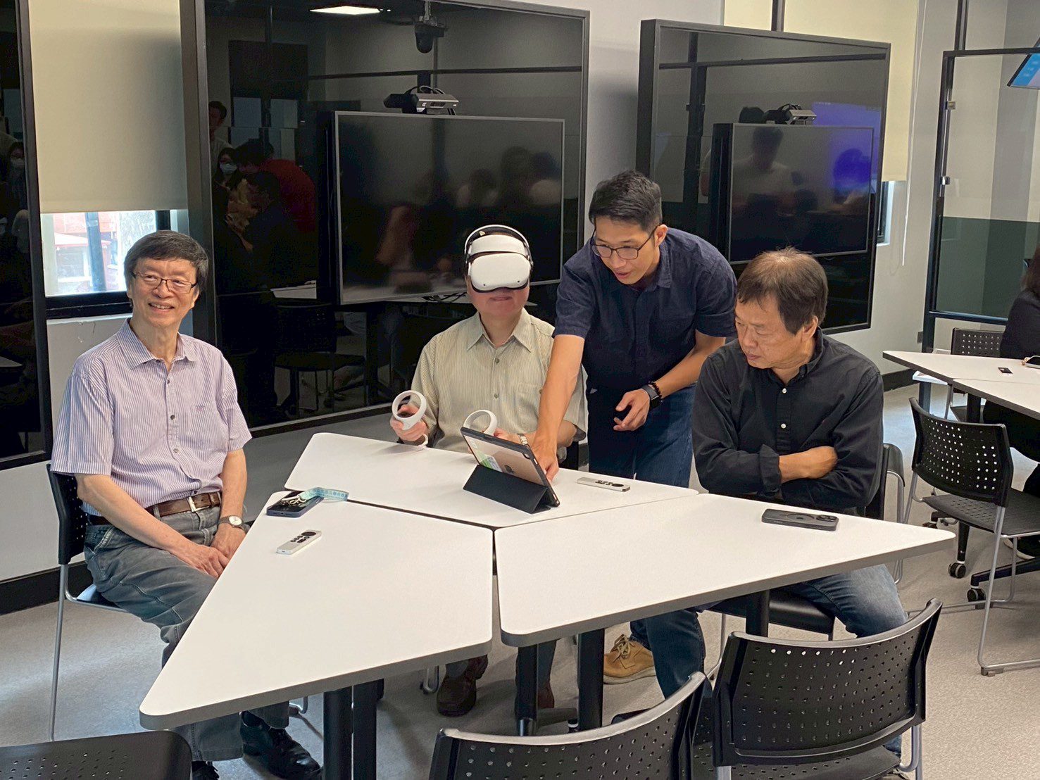 高師大理學院攜手GO STARS計畫 創立「AI思培智慧教室」盛大開幕 高師大理學院攜手GO STARS計畫 創立「AI思培智慧教室」盛大開幕