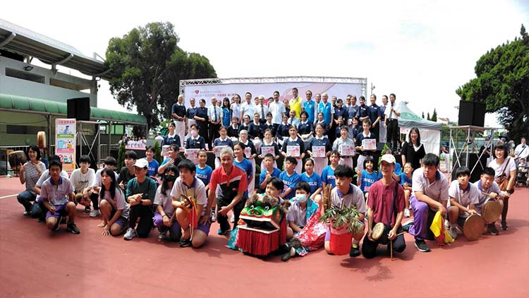 讓愛飛揚園遊會　慈濟匯聚善念助學救災