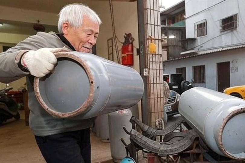 國產複材瓦斯桶的突圍之路 2|解缺工、拚量產 德宇直攻複材技術天花板 國產複材瓦斯桶的突圍之路 2|解缺工、拚量產 德宇直攻複材技術天花板