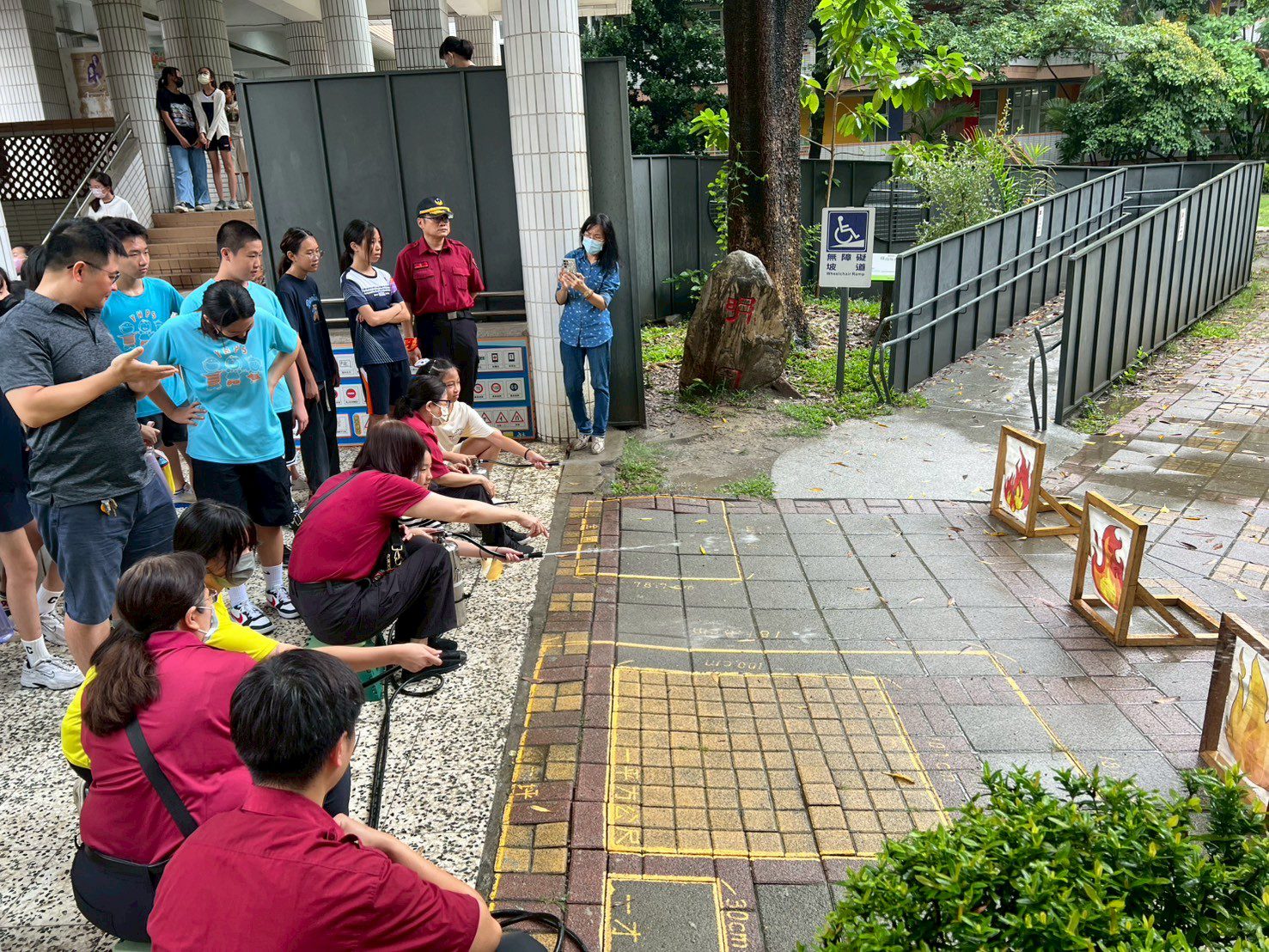 消防員父女同框參與消防體驗  防火宣導溫馨登場！