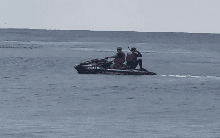 搜救墨西哥籍潛水客 海巡結合綠島志工搶關鍵救援 搜救墨西哥籍潛水客 海巡結合綠島志工搶關鍵救援