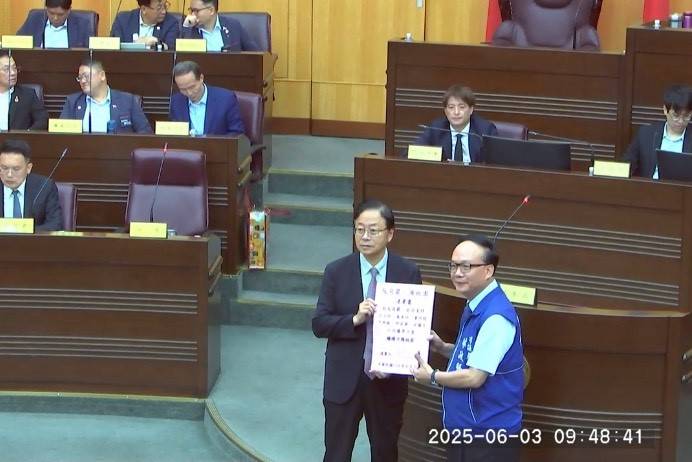 桃園市議會進行市政總質詢議員林政賢就中央補助不公輝達總部落腳失利土地公文化節及反罷免質詢 桃園市議會進行市政總質詢議員林政賢就中央補助不公輝達總部落腳失利土地公文化節及反罷免質詢