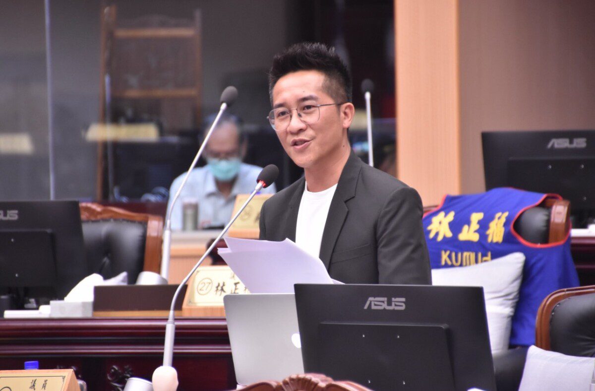 縣議員胡仁順昨(2)日就中央對花蓮財源挹注狀況 觀光問題等議題進行質詢 縣議員胡仁順昨(2)日就中央對花蓮財源挹注狀況 觀光問題等議題進行質詢