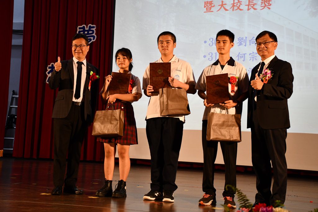 暨大附中114級畢業典禮　盛大舉行