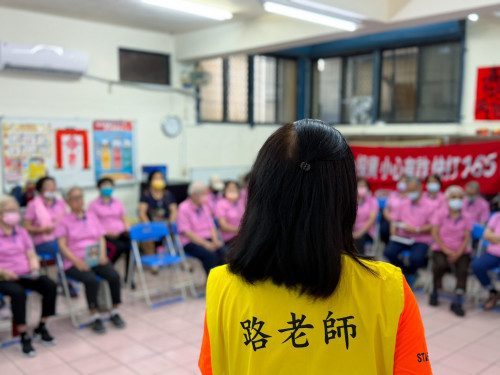 讓長者用路更安心!屏東「路老師」深入社區 高齡交通死亡人數驟降 讓長者用路更安心!屏東「路老師」深入社區 高齡交通死亡人數驟降