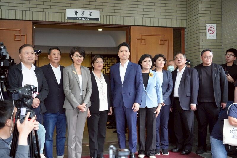 9縣市首長同赴行政院提訴願 蔣萬安:拒絕中央刪減地方一般性補助款 9縣市首長同赴行政院提訴願 蔣萬安:拒絕中央刪減地方一般性補助款