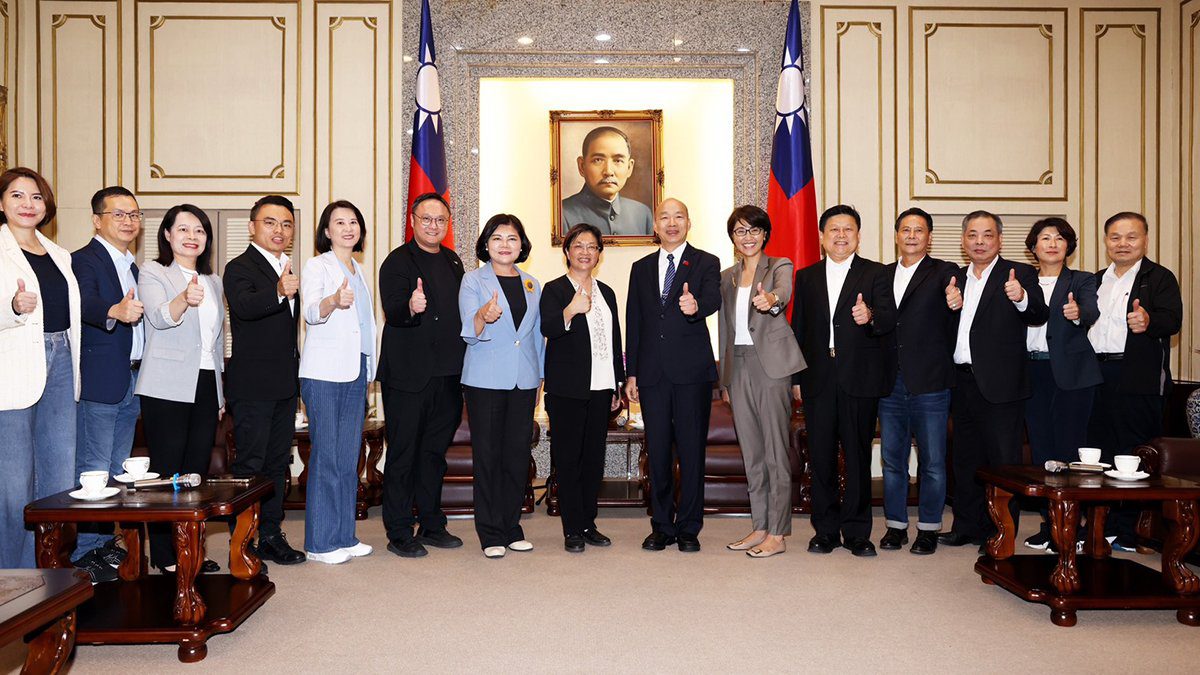 藍營八縣市赴行政院提訴願　國民黨團力挺要求恢復補助款撥付