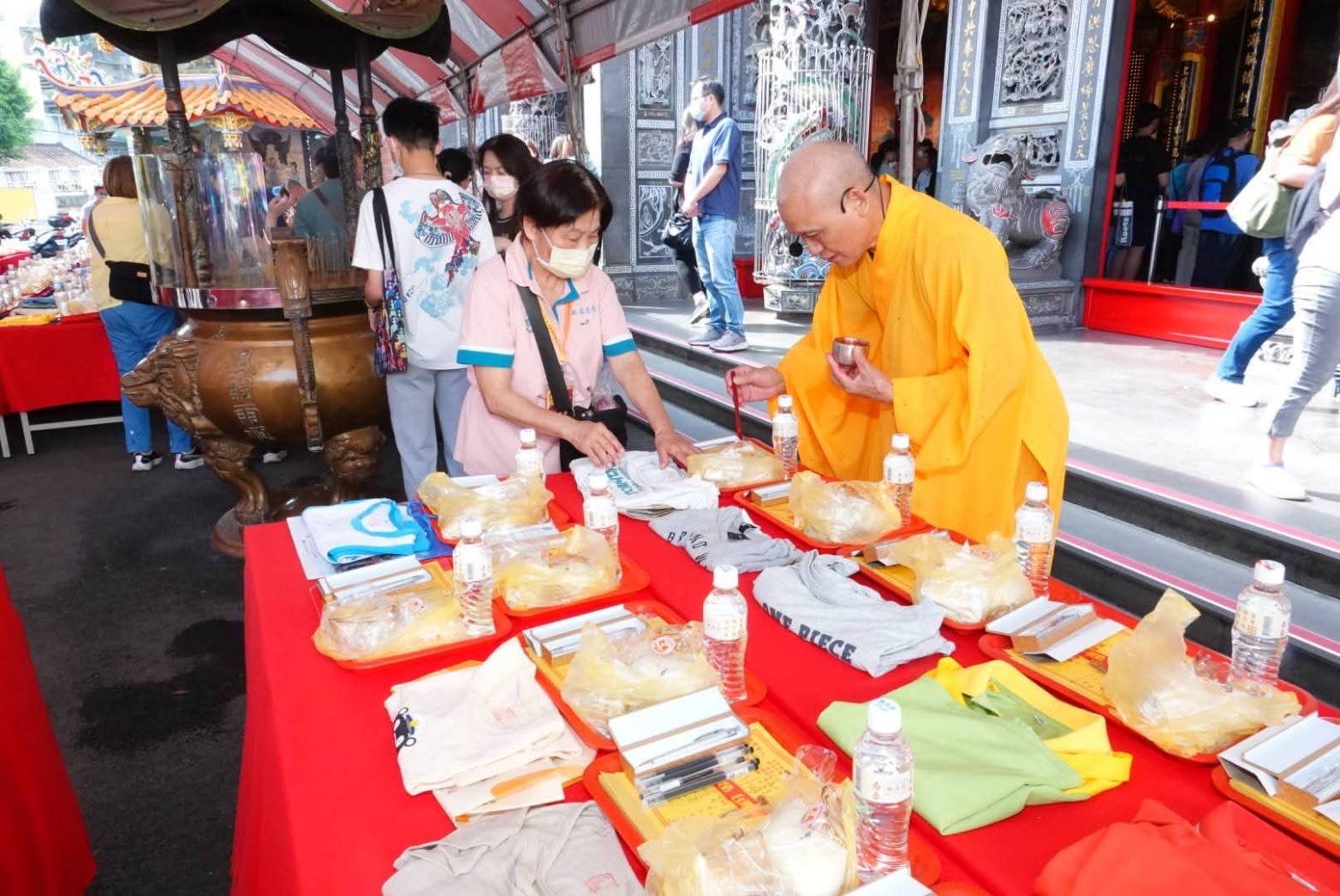 桃園民政局攜手4間在地宮廟 6/5起送文昌筆為分科測驗考生加油 桃園民政局攜手4間在地宮廟 6/5起送文昌筆為分科測驗考生加油