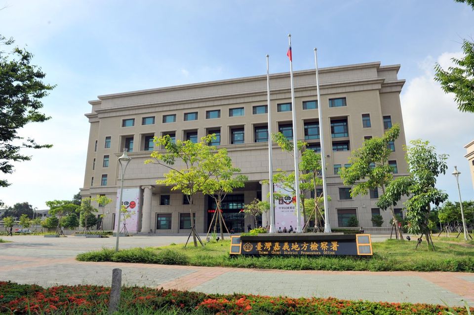 東石光電案爆恐嚇取財　自稱議員助理等2人涉勒索400萬遭聲押