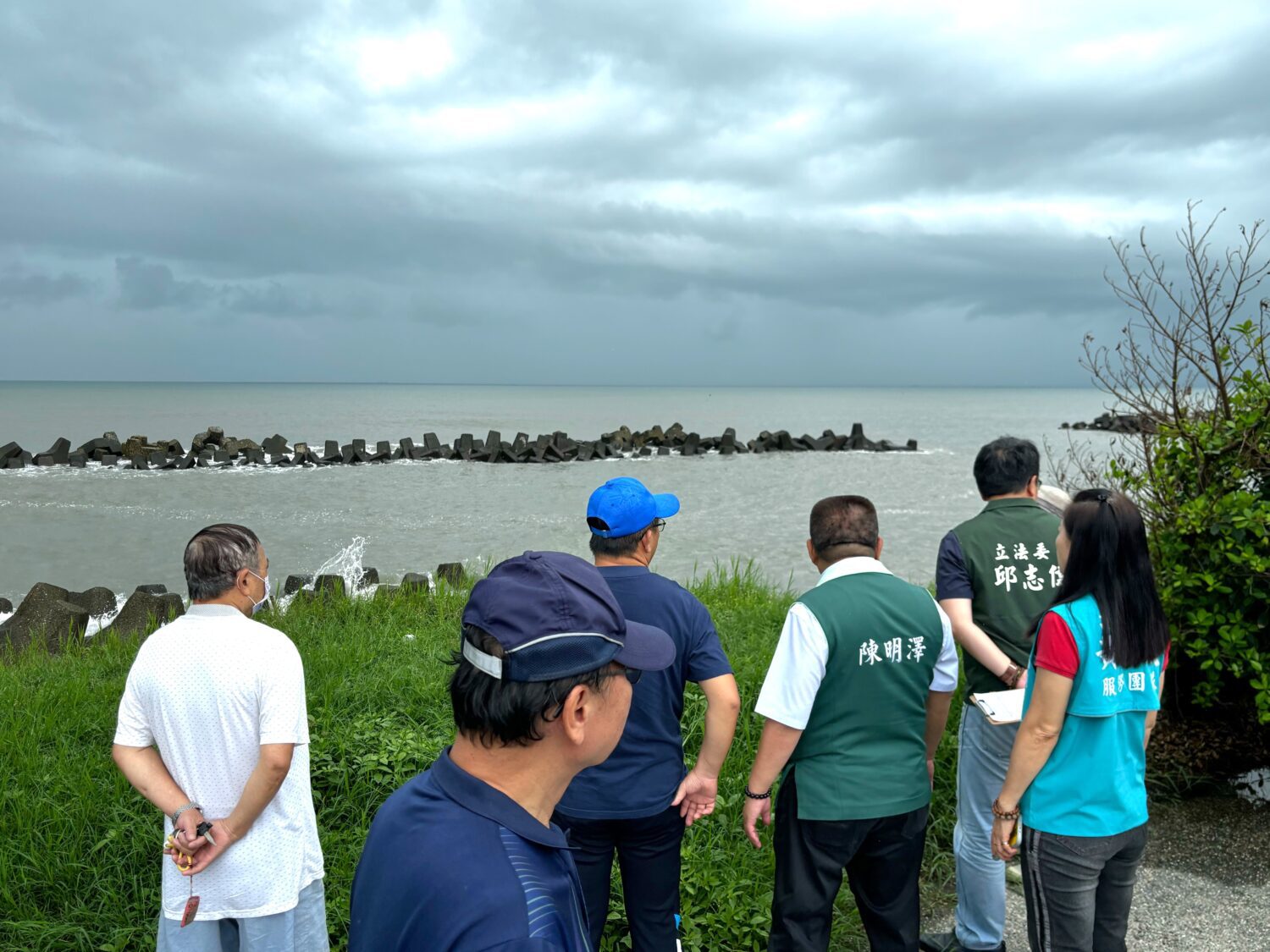 保護海岸線，立委邱志偉爭取水利署經費到位！ 茄萣16、17號離岸堤補強工程啟動