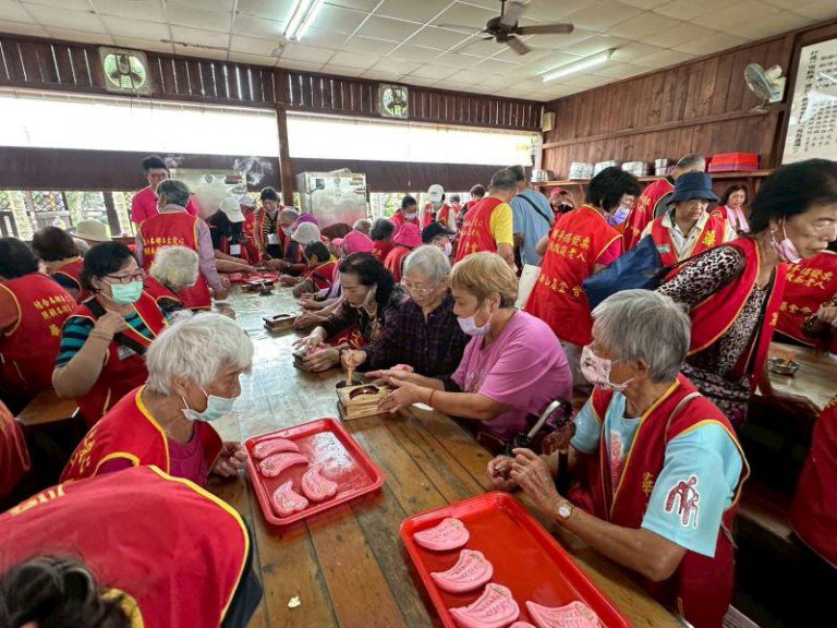 百位獨老走出孤單　客庄逗陣重拾回憶