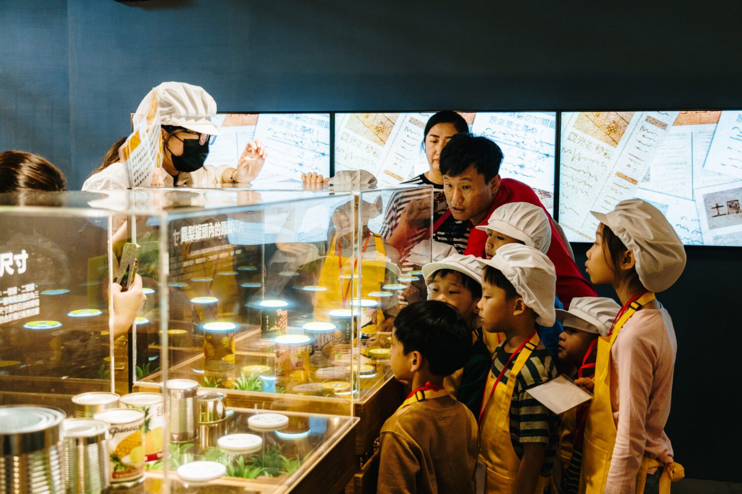 高雄首屆食農教育推動會委員任期屆滿 深入校園共品蔬食日營養午餐 高雄首屆食農教育推動會委員任期屆滿 深入校園共品蔬食日營養午餐