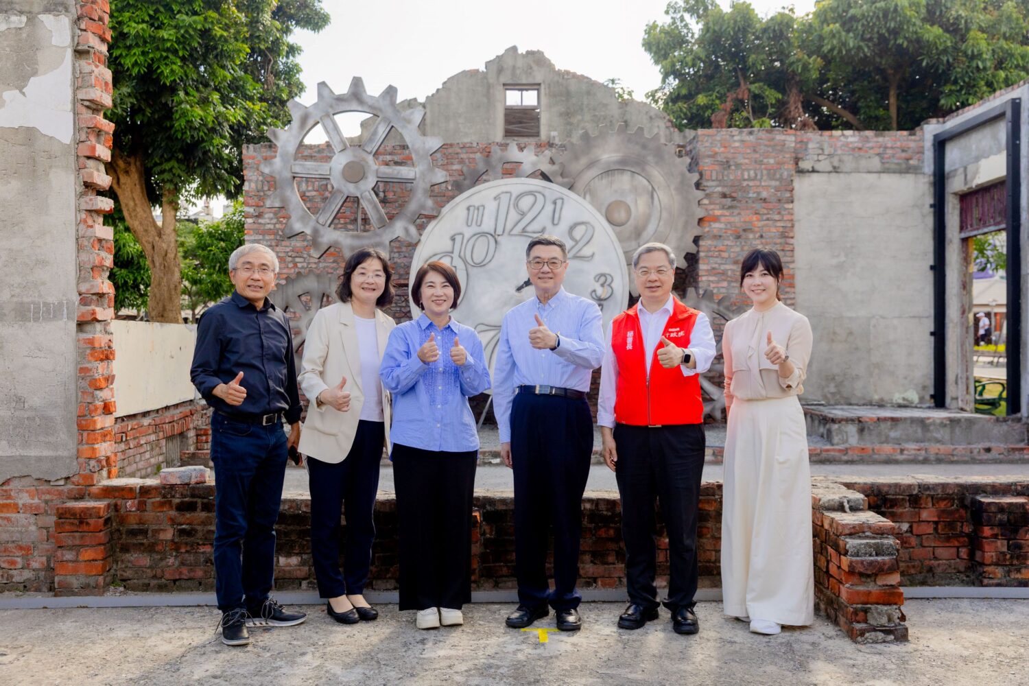 卓榮泰院長走訪屏東勝利星村  周春米盼中央挹注經費