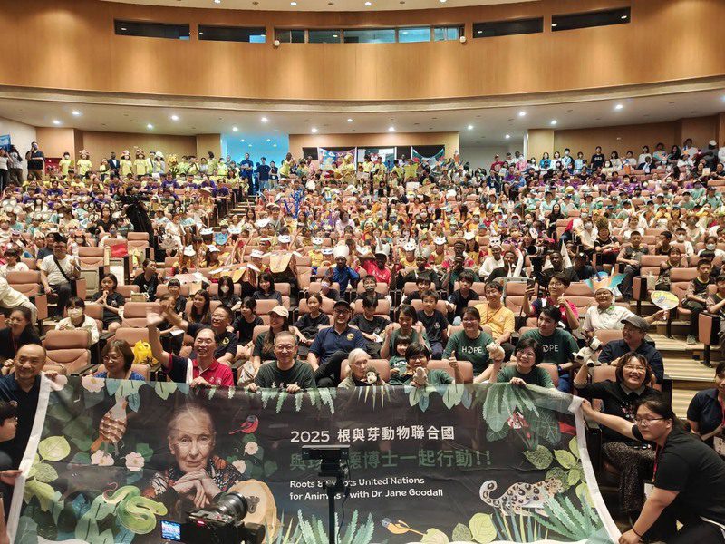 超萌動物聯合國！台南千名小學生「變身」為動物發聲 珍古德博士也來啦