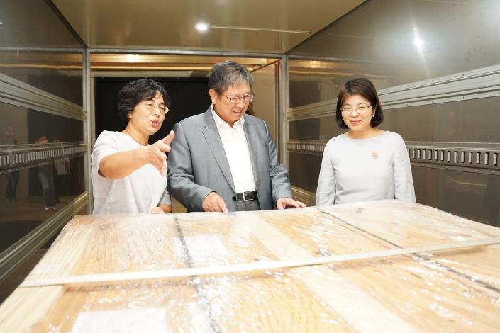 蔡蔭棠作品1萬公里返鄉之旅 楊文科迎回竹縣藝術瑰寶 蔡蔭棠作品1萬公里返鄉之旅 楊文科迎回竹縣藝術瑰寶