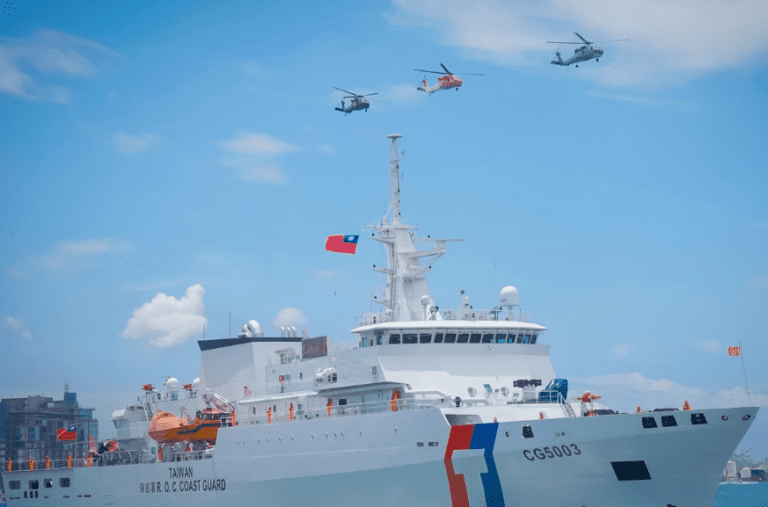 打造韌性臺灣 海巡攜手國防部及空勤總隊守護三安四海 打造韌性臺灣 海巡攜手國防部及空勤總隊守護三安四海