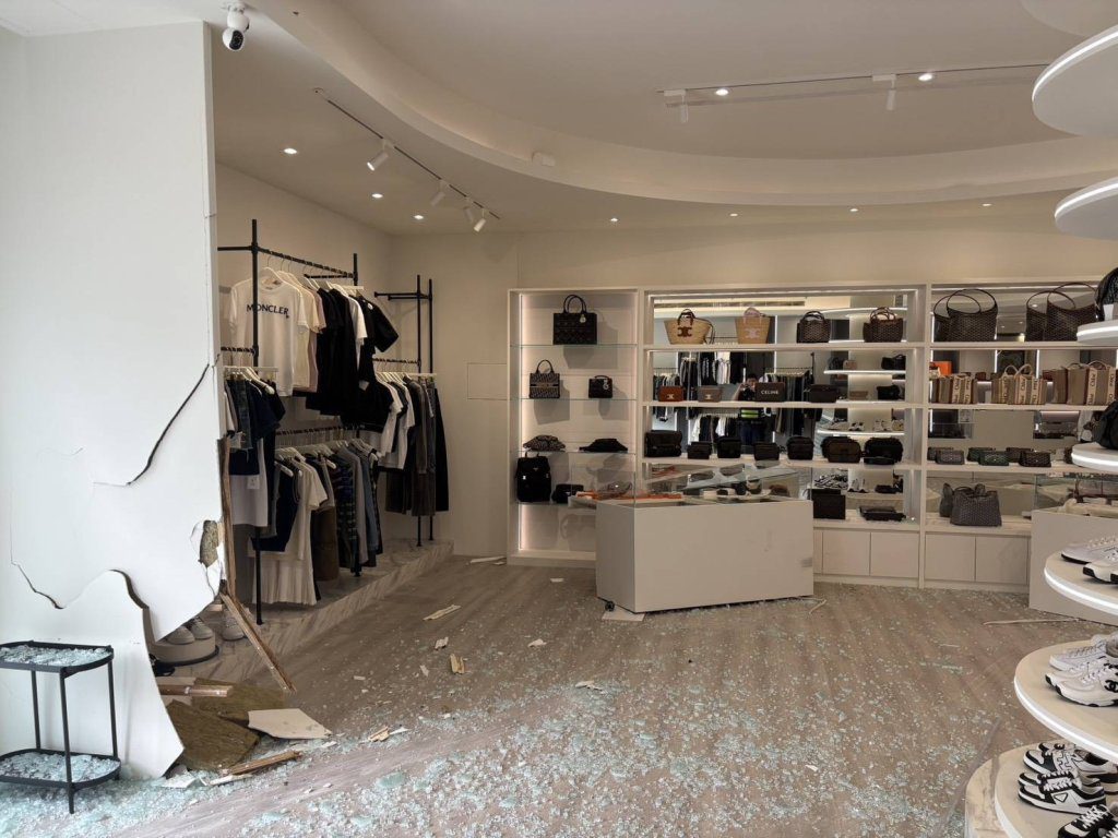 台中網紅「饅頭媽」前男友精品店遭開車衝撞！ 　疑感情與債務糾紛引發