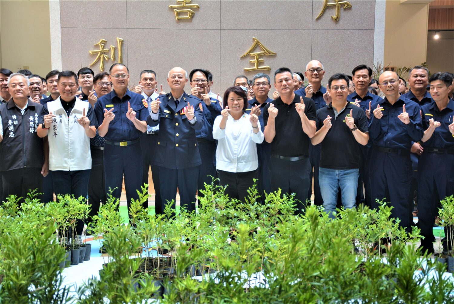 嘉市警局歡慶警察節　揭幕願景館及互動式情境模擬訓練靶場