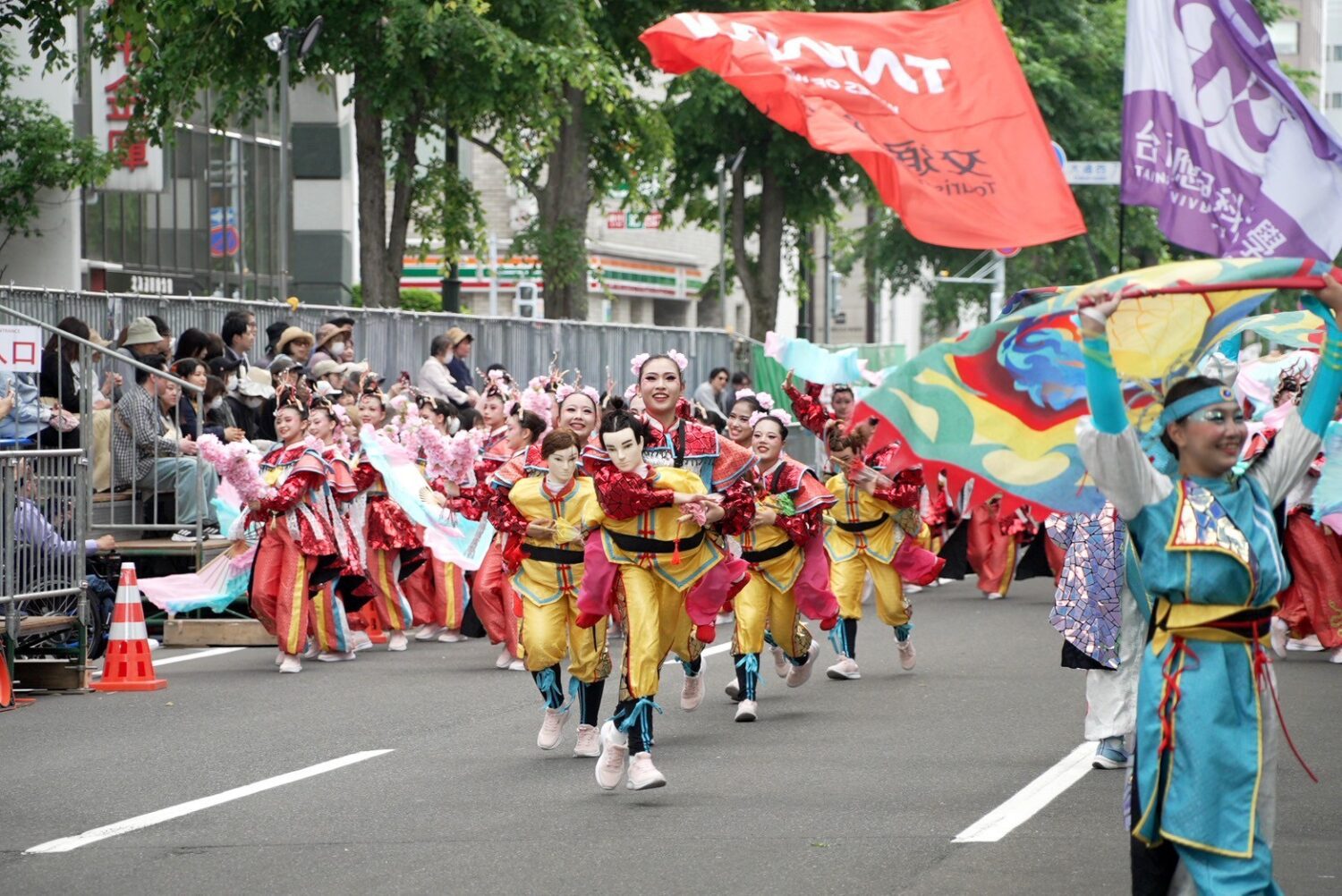 百萬人朝聖北海道YOSAKOI祭典 黃偉哲親自登台行銷台南魅力 百萬人朝聖北海道YOSAKOI祭典 黃偉哲親自登台行銷台南魅力