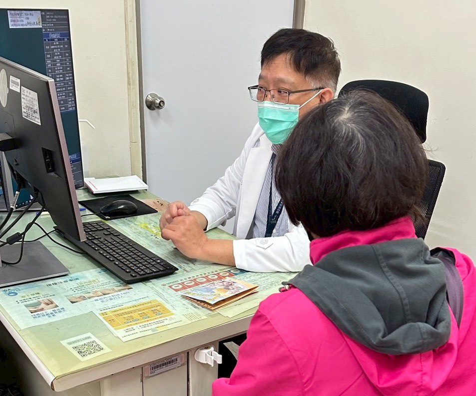 流感合併細菌性肺炎 醫師:接種疫苗可降低併發重症風險 流感合併細菌性肺炎 醫師:接種疫苗可降低併發重症風險