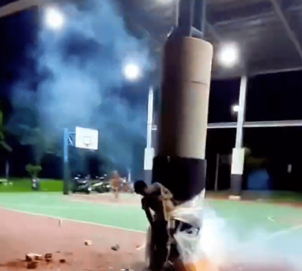 恐佈慶生！嘉義布袋少年被綁籃球場圓柱　腳底還遭丟鞭炮狂炸