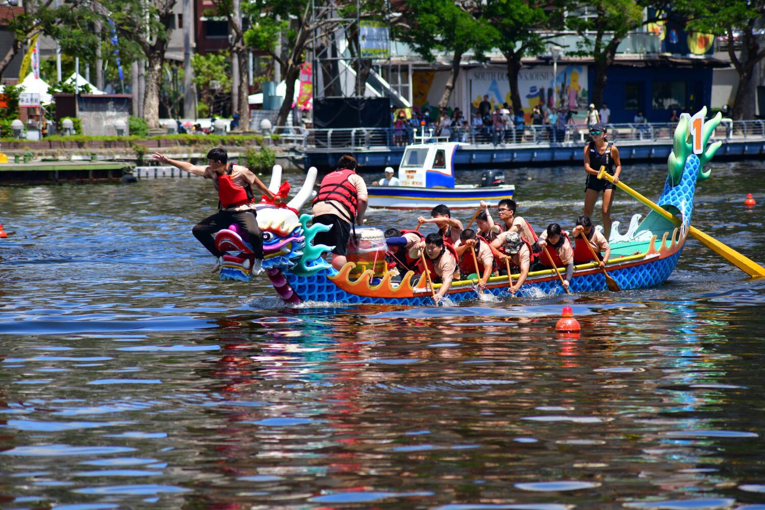 正修特殊教中心龍舟賽季軍 首次出征即奪牌！