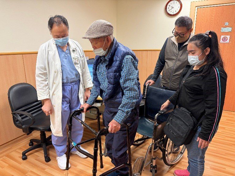 臺中慈濟醫體外反搏治療助心衰竭九旬翁重生　可走路還逆齡～