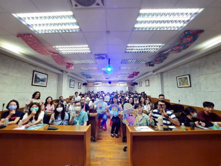 竹縣縣立高中召開特色實驗班暨辦學說明會 親師生座無虛席、共襄盛舉 竹縣縣立高中召開特色實驗班暨辦學說明會 親師生座無虛席、共襄盛舉