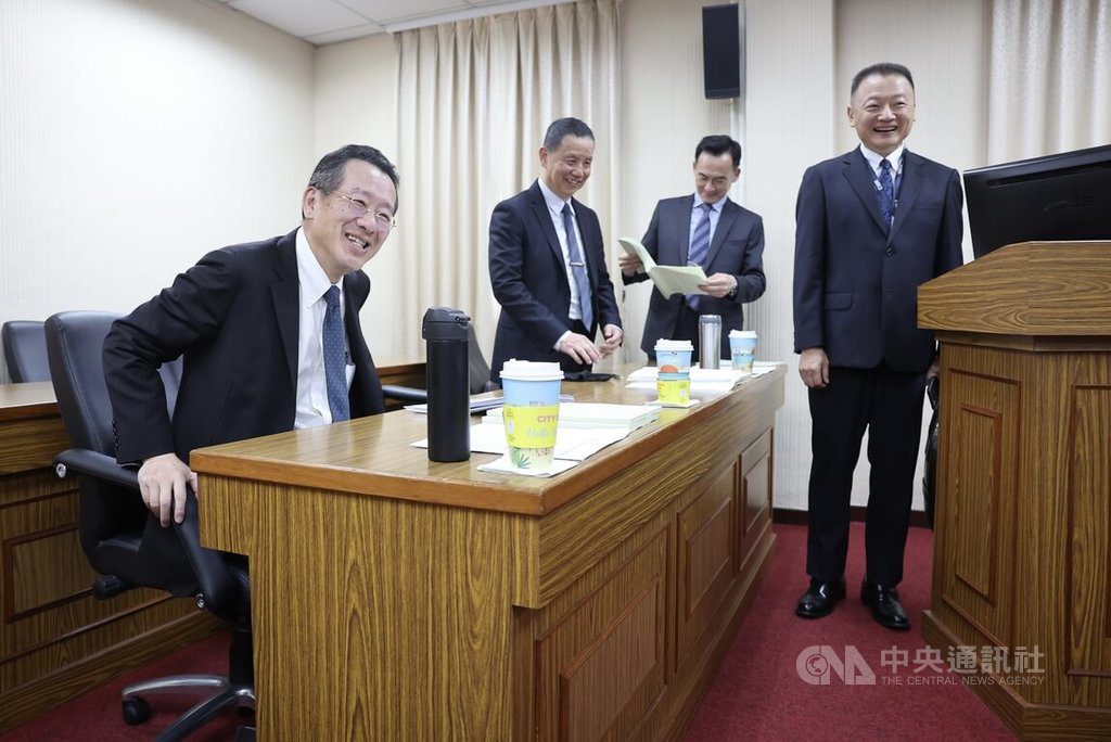 立院三讀提高軍人待遇 顧立雄盼兼顧國家施政衡平性