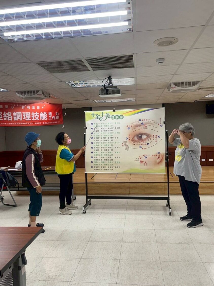 翻轉人生從學習開始,高市社會局開辦牛角撥筋課程開啟就業新希望! 翻轉人生從學習開始,高市社會局開辦牛角撥筋課程開啟就業新希望!