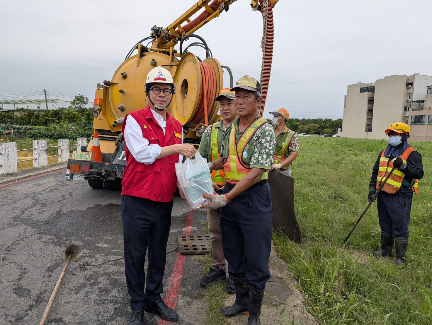 颱風西南氣流逼近 陳其邁市長視察防汛整備及側溝清疏