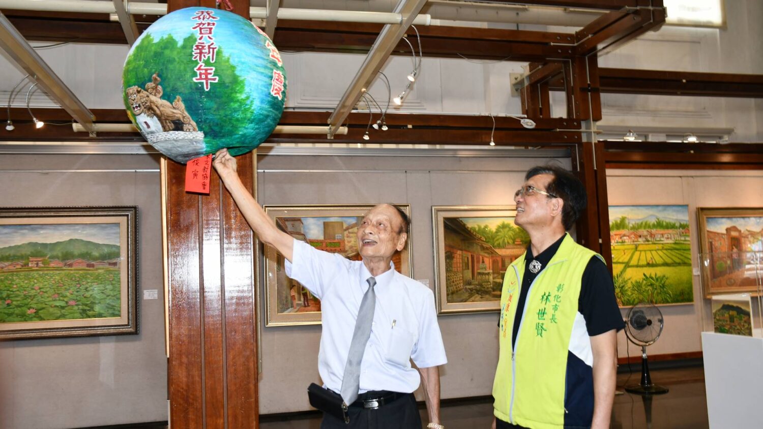 林俊寅繪畫創作展 彰化藝術館展出120幅精彩畫作 林俊寅繪畫創作展 彰化藝術館展出120幅精彩畫作