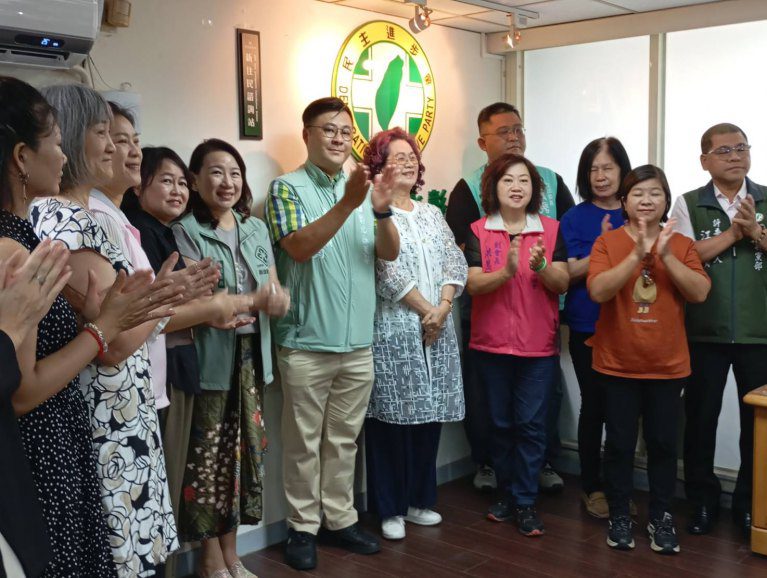 民進黨彰化縣黨部成立新住民諮詢站 提供在地新住民貼心服務 民進黨彰化縣黨部成立新住民諮詢站 提供在地新住民貼心服務