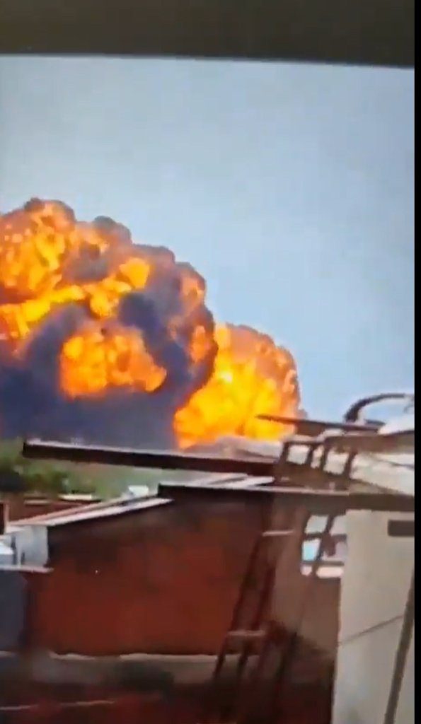 影/波音787夢想客機首度墜毀 印度空難釀242人罹難、無人生還 影/波音787夢想客機首度墜毀 印度空難釀242人罹難、無人生還