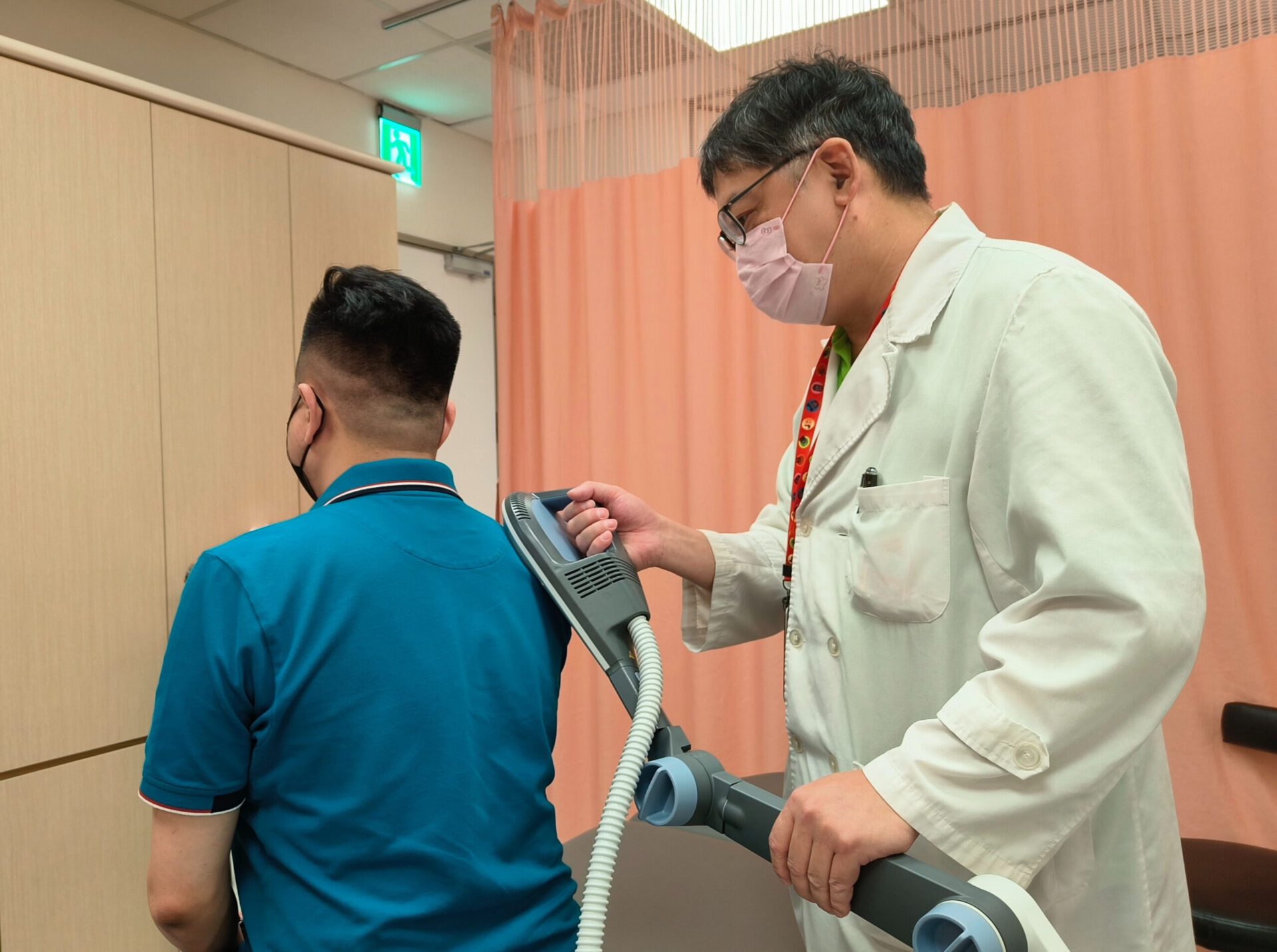 他術後復健卡關 恩主公醫院磁能治療助找回行動力 他術後復健卡關 恩主公醫院磁能治療助找回行動力