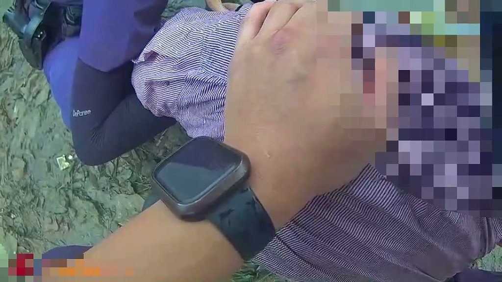 家人相處不睦…板橋近百歲婦河濱公園落水　警急救援安慰