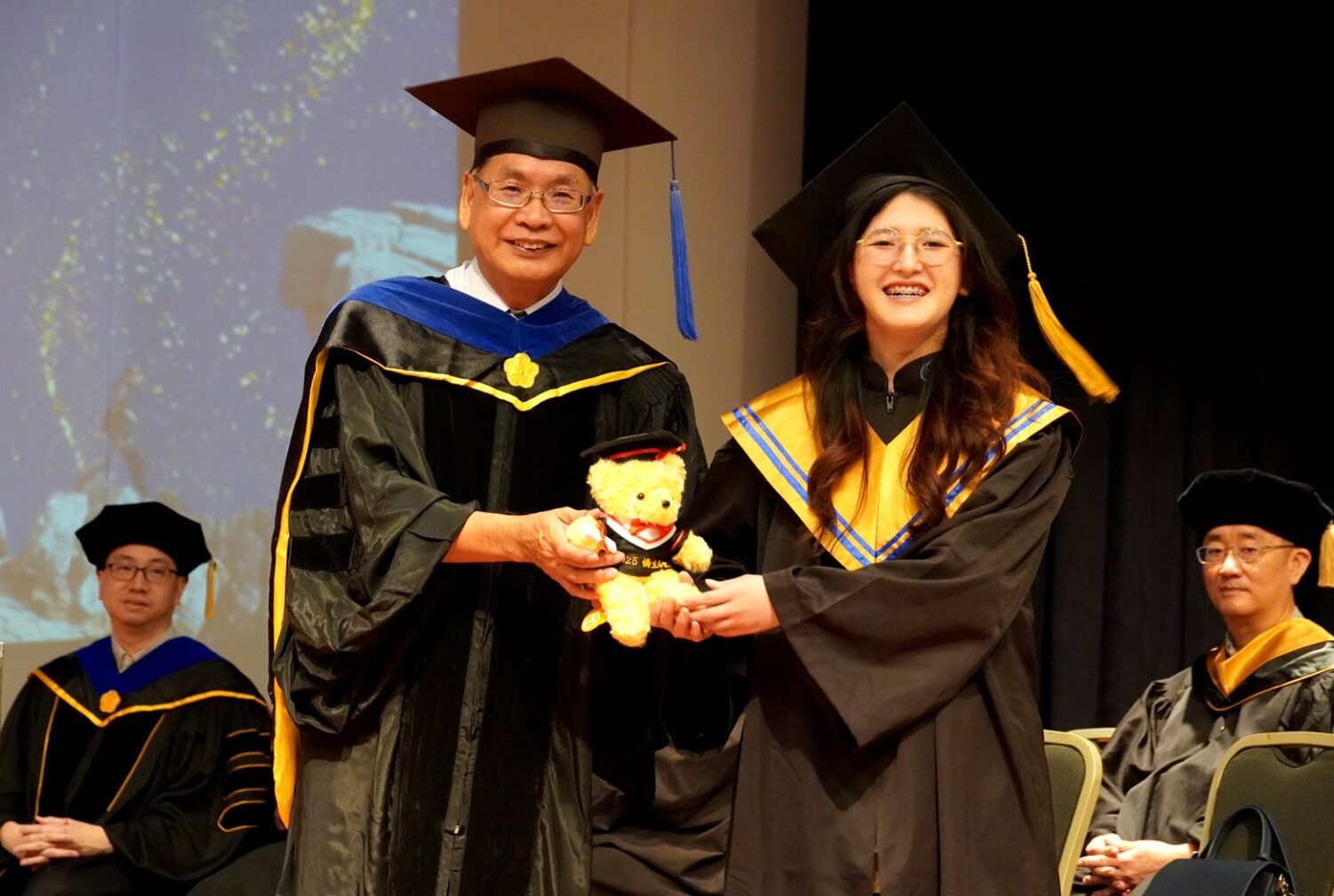 正修科大114級畢業典禮登場 78歲博士奪「勤學楷模」 正修科大114級畢業典禮登場 78歲博士奪「勤學楷模」