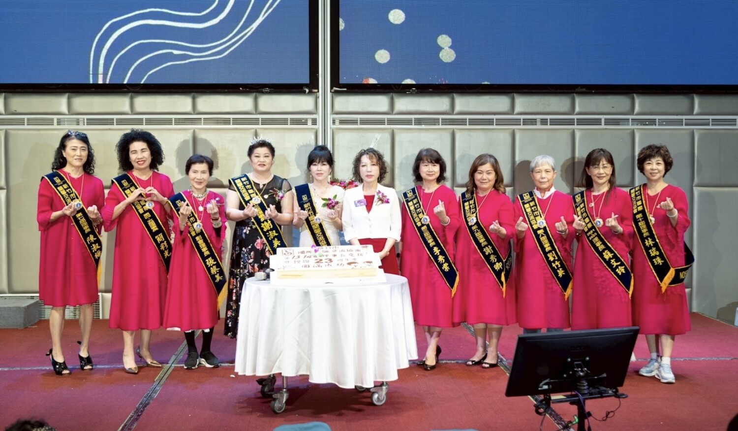 竹市蘭馨交流協會姜裕蓉接掌理事長 全省分會代表出席祝賀 竹市蘭馨交流協會姜裕蓉接掌理事長 全省分會代表出席祝賀